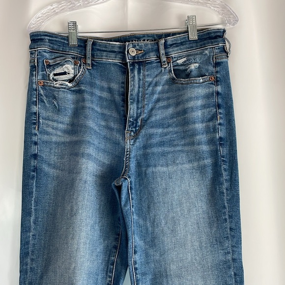 American Eagle Flare Jeans - Picture 2 of 8